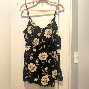 NEW NEVER WORN Floral Print Spaghetti String Romper.